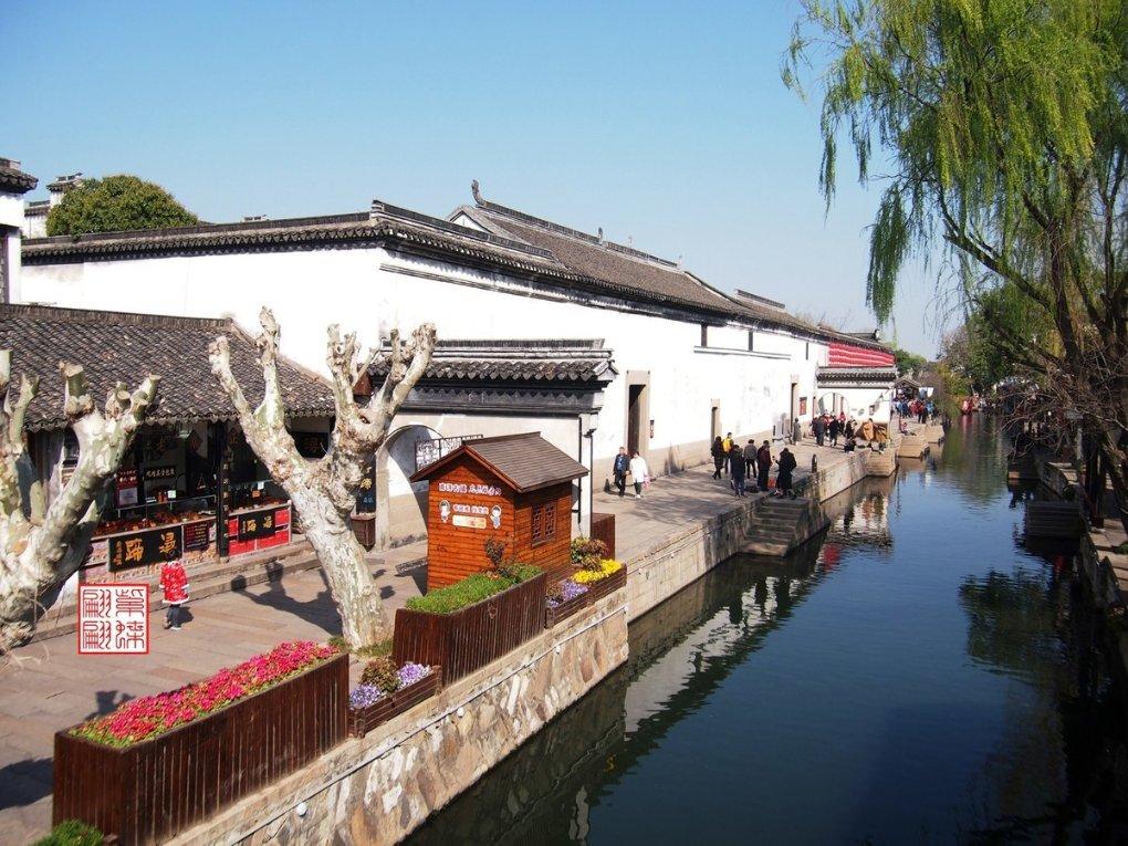 请出示文件